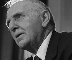 چرا نگاه سیاست در ایران کوزنتسی است؟!