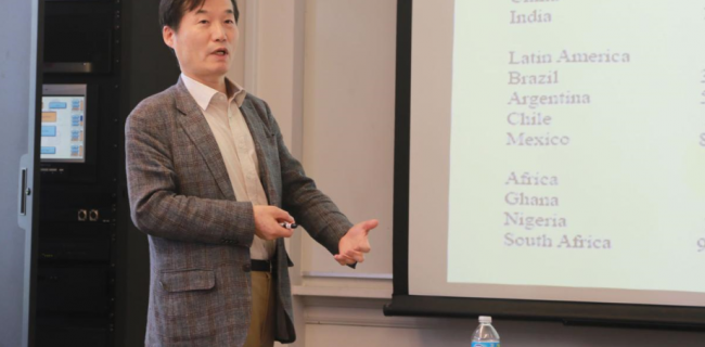 مرز علم اقتصاد؟! گذری بر نظریه های پروفسور کئون لی استاد اقتصاد دانشگاه سئول کسی که یک قدم از پل رومر پیش گرفت.