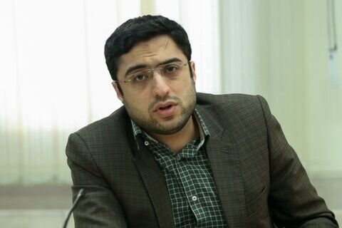 چگونه کاری برای خود دست و پا کنیم؟