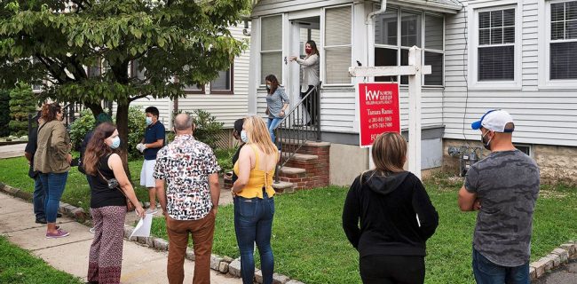 با بررسی مقاله ۳۰ سپتامبر ۲۰۲۰ اکونومیست: آیا روح حاکم بر مقاله های اکونومیست، نظریه تورم پولی فریدمن(نئوکلاسیک ها) است؟!