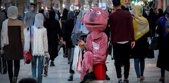 اقتصاددانان هم یادگرفته اند: همه چیز را به مردم نسبت میدهیم؟!