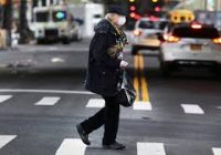 اکثریت آمریکایی ها می گویند درآمد و امور مالی خانواده آنها از زمان ابتلا به بیماری همه گیر تغییری نکرده است